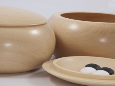 Big. Flat Wooden Bowls, Lime, light